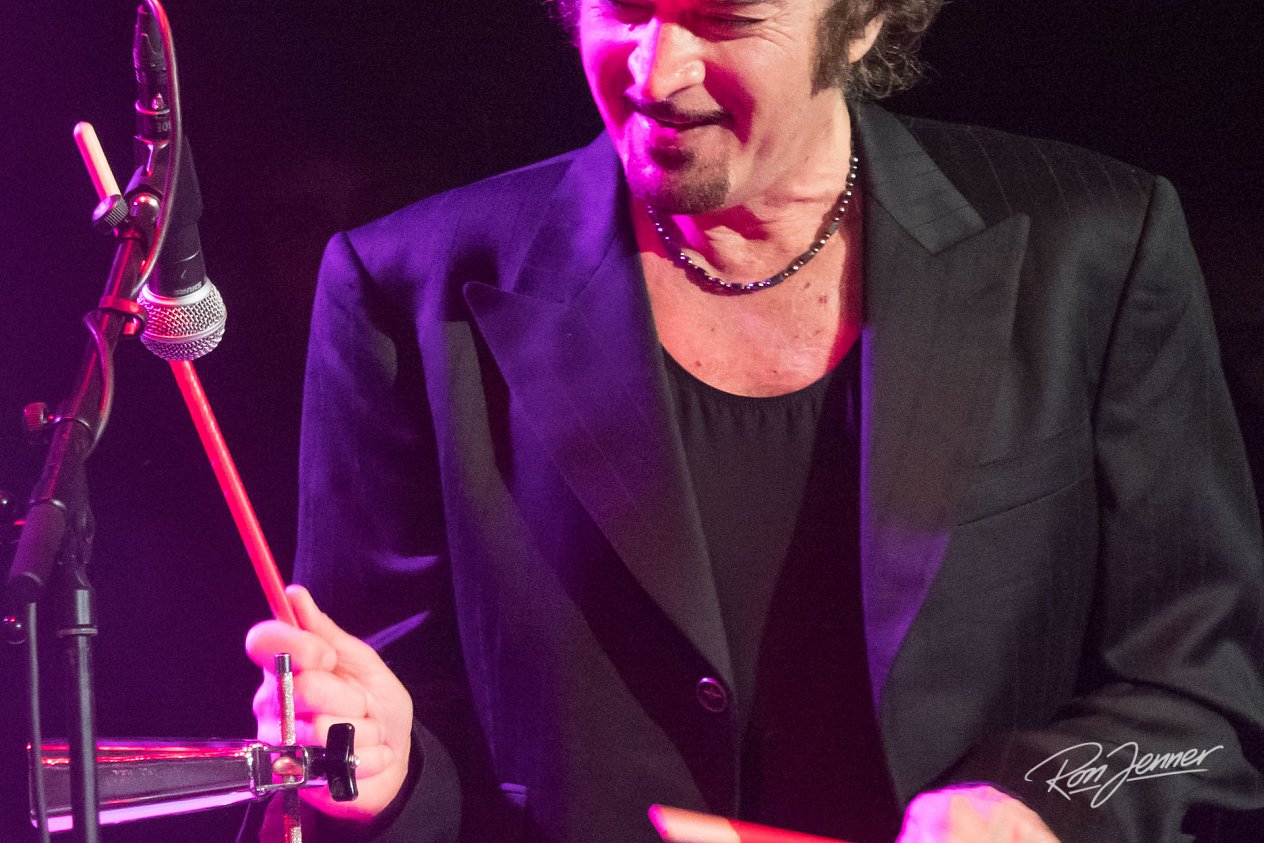 Gino Vannelli Live at De Boerderij in Zoetermeer (NL)