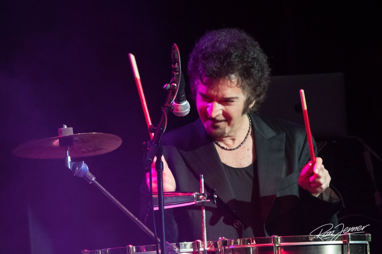 Gino Vannelli Live at De Boerderij in Zoetermeer (NL)