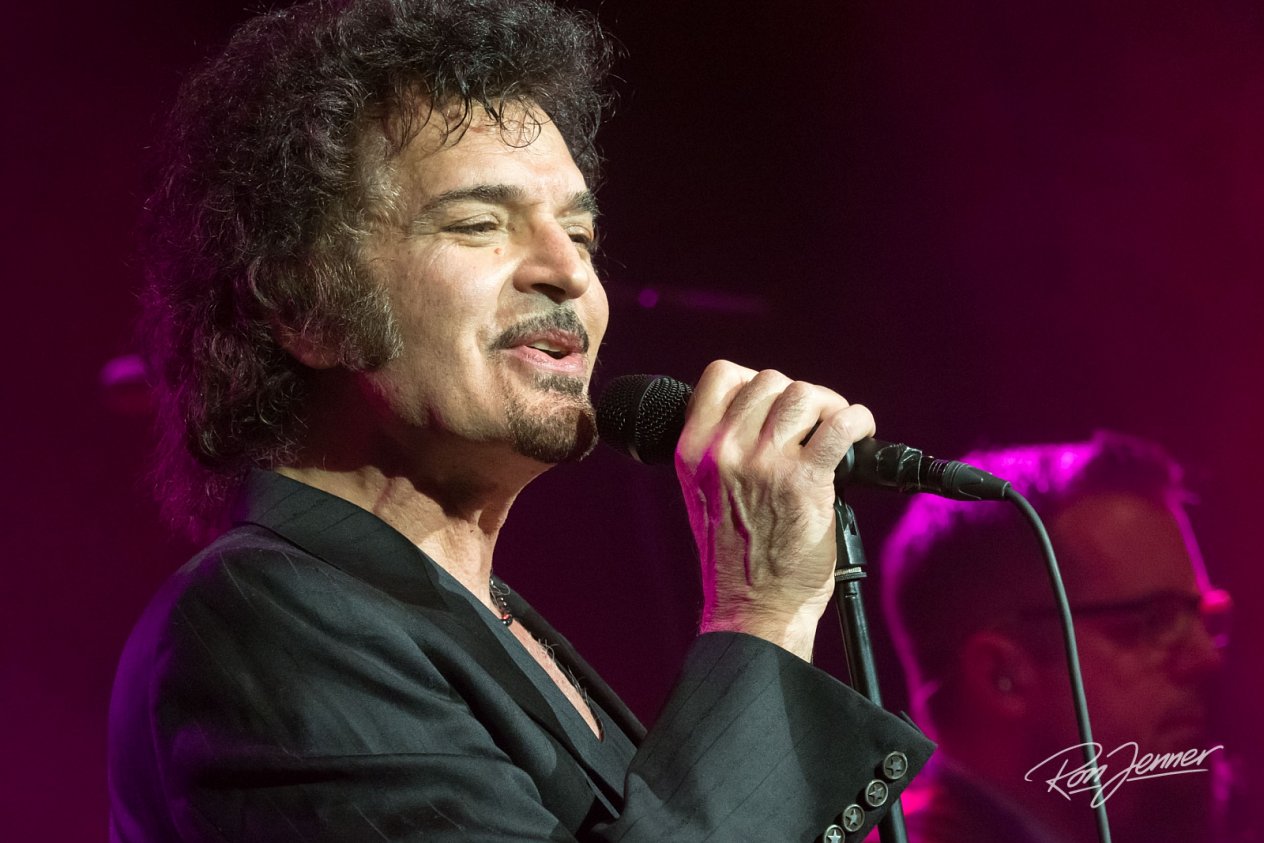 Gino Vannelli Live at De Boerderij in Zoetermeer (NL)