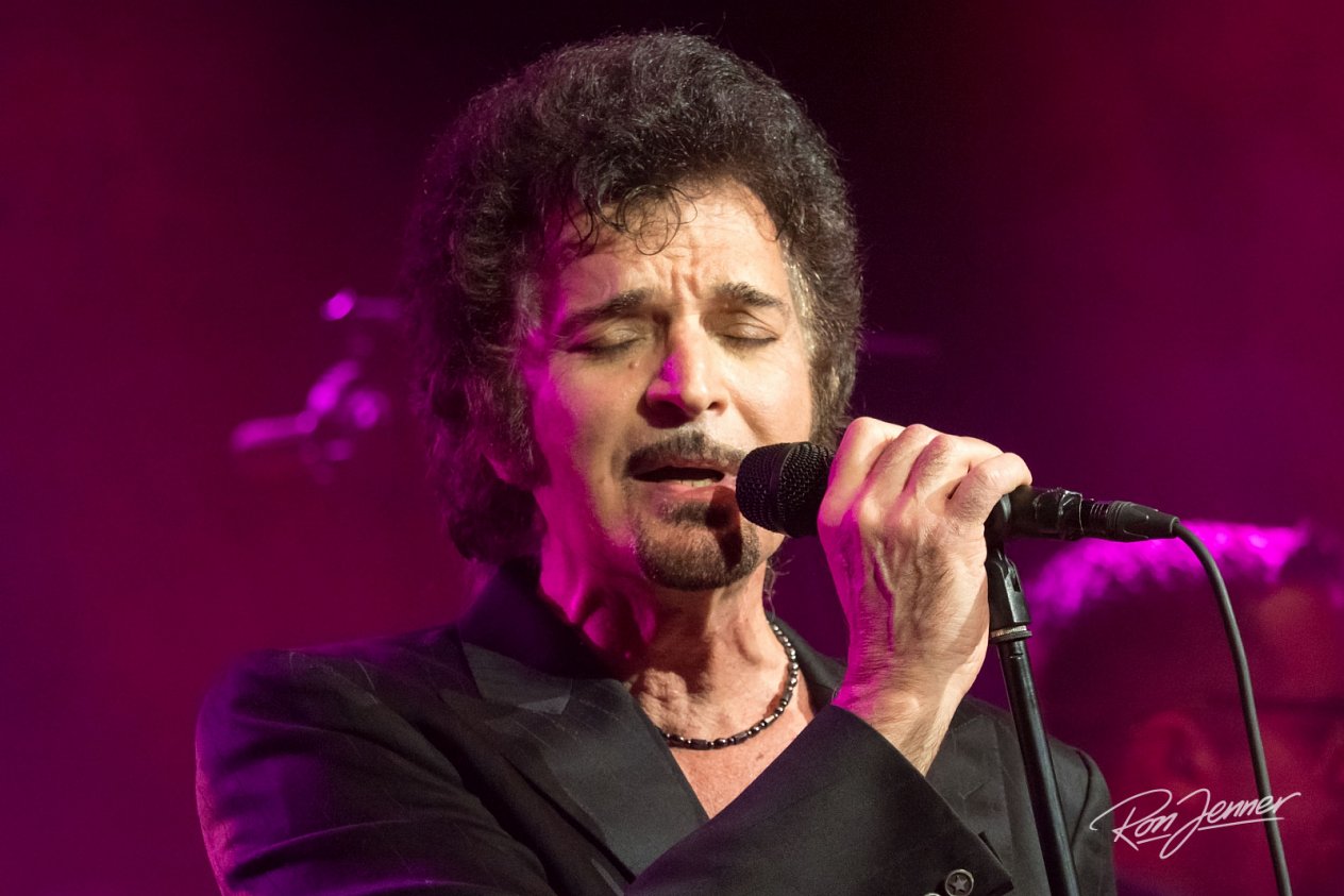 Gino Vannelli Live at De Boerderij in Zoetermeer (NL)