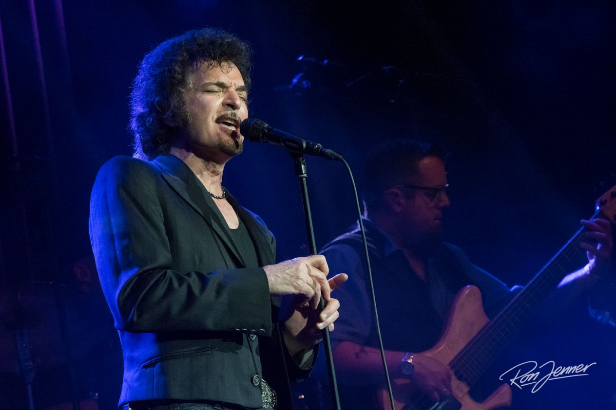 Gino Vannelli Live at De Boerderij in Zoetermeer (NL)