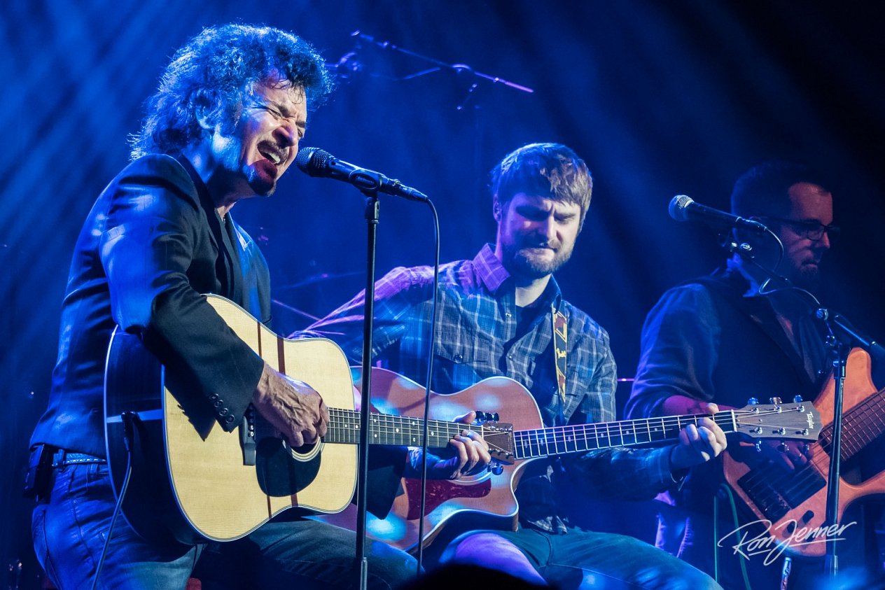 Gino Vannelli Live at De Boerderij in Zoetermeer (NL)