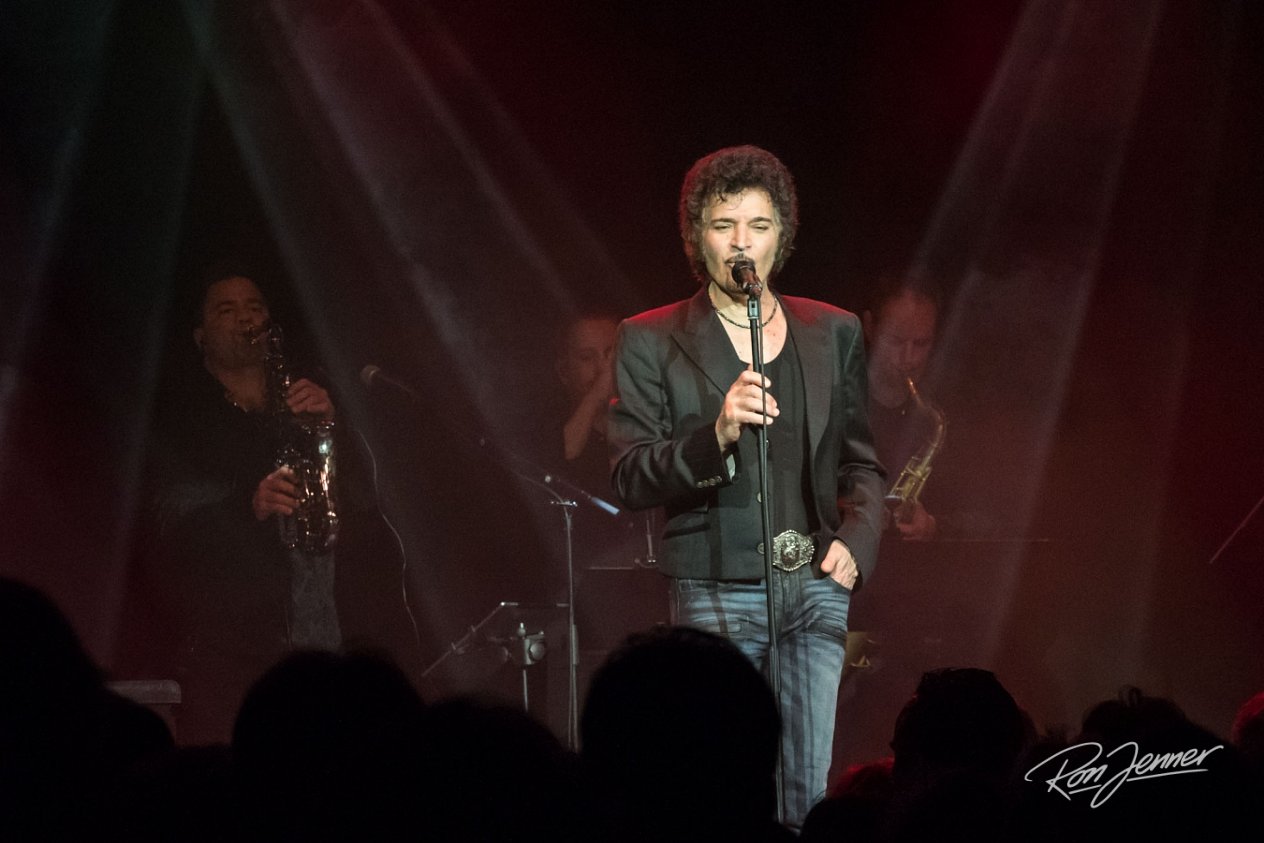 Gino Vannelli Live at De Boerderij in Zoetermeer (NL)