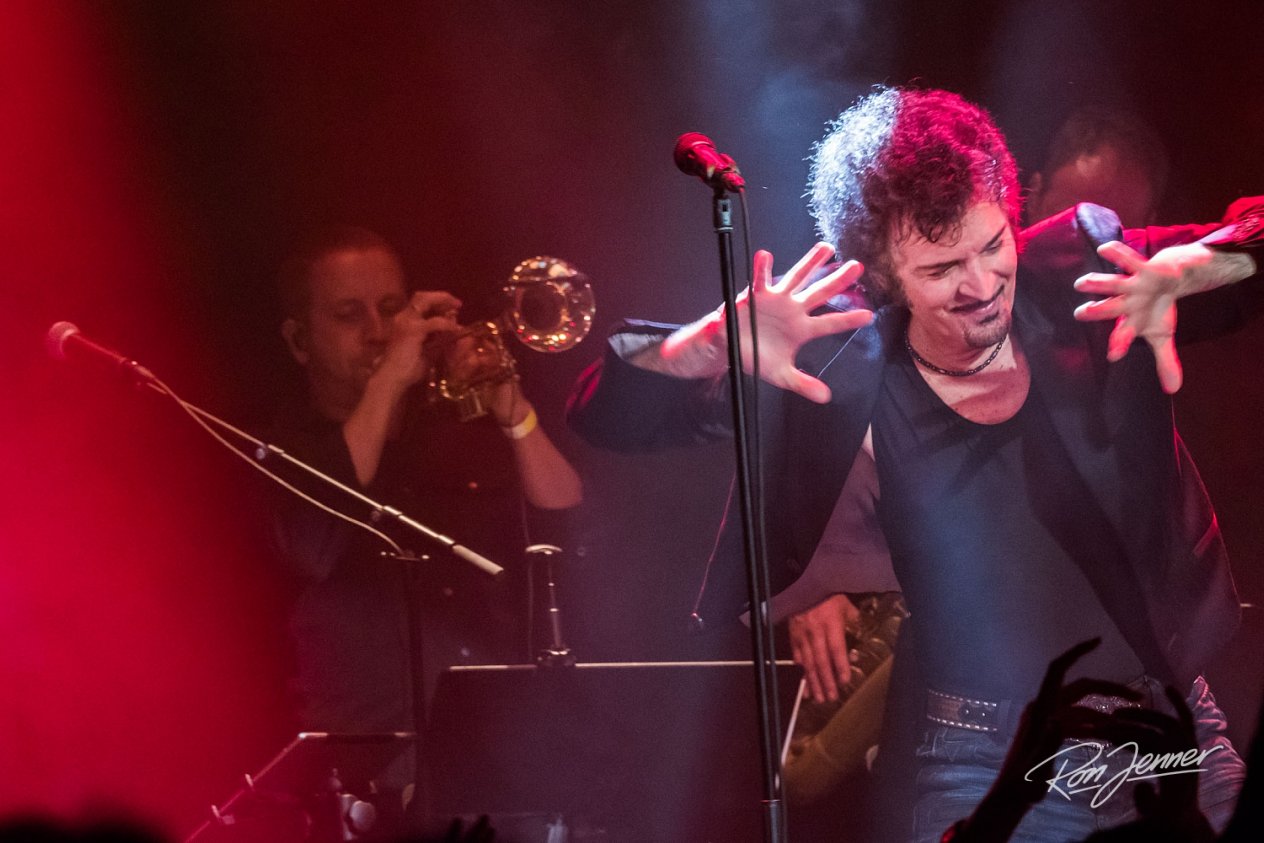 Gino Vannelli Live at De Boerderij in Zoetermeer (NL)