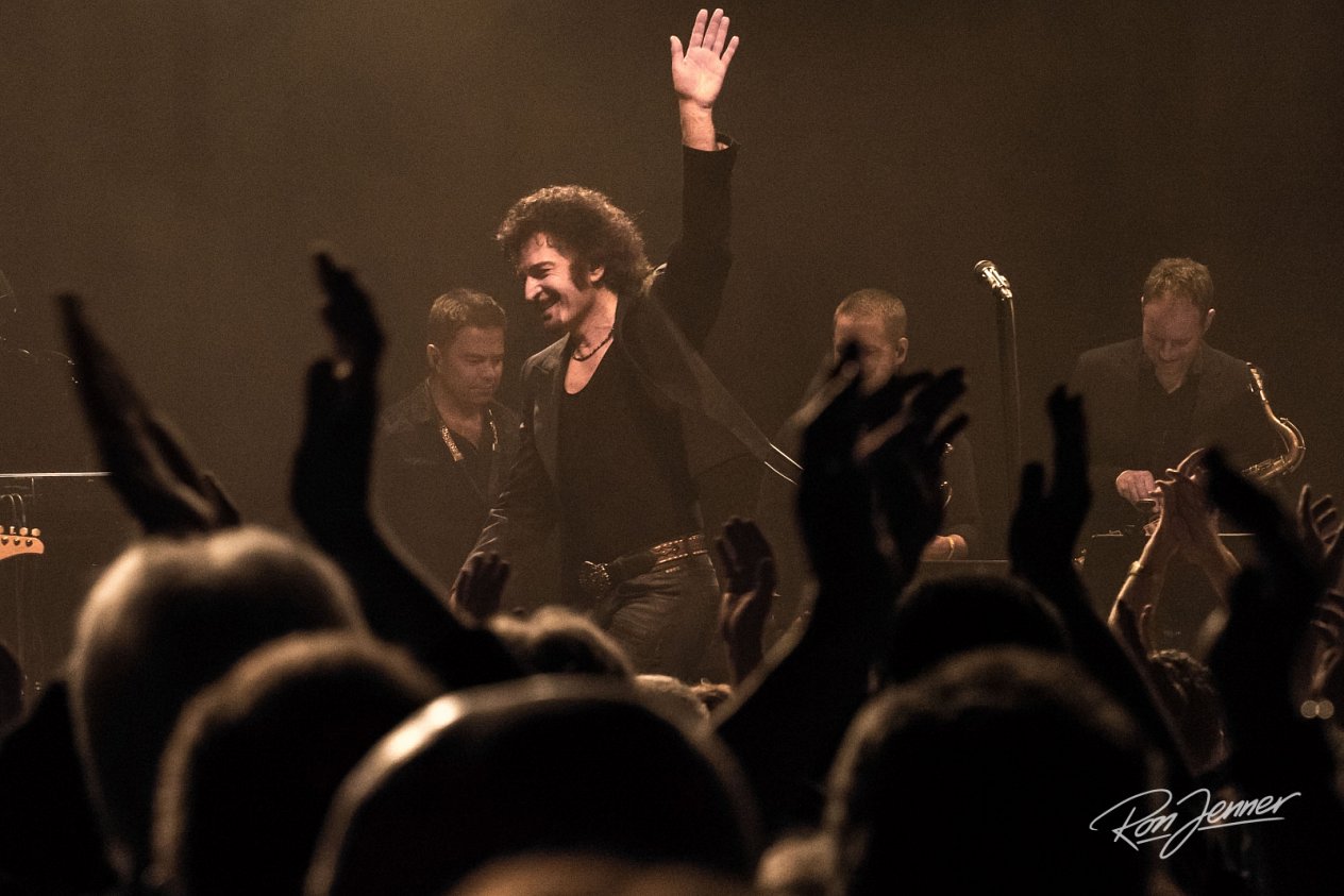 Gino Vannelli Live at De Boerderij in Zoetermeer (NL)