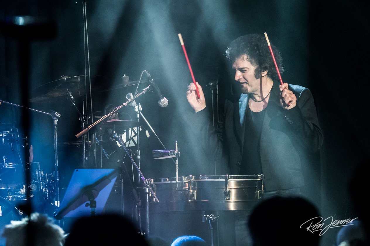 Gino Vannelli Live at De Boerderij in Zoetermeer (NL)