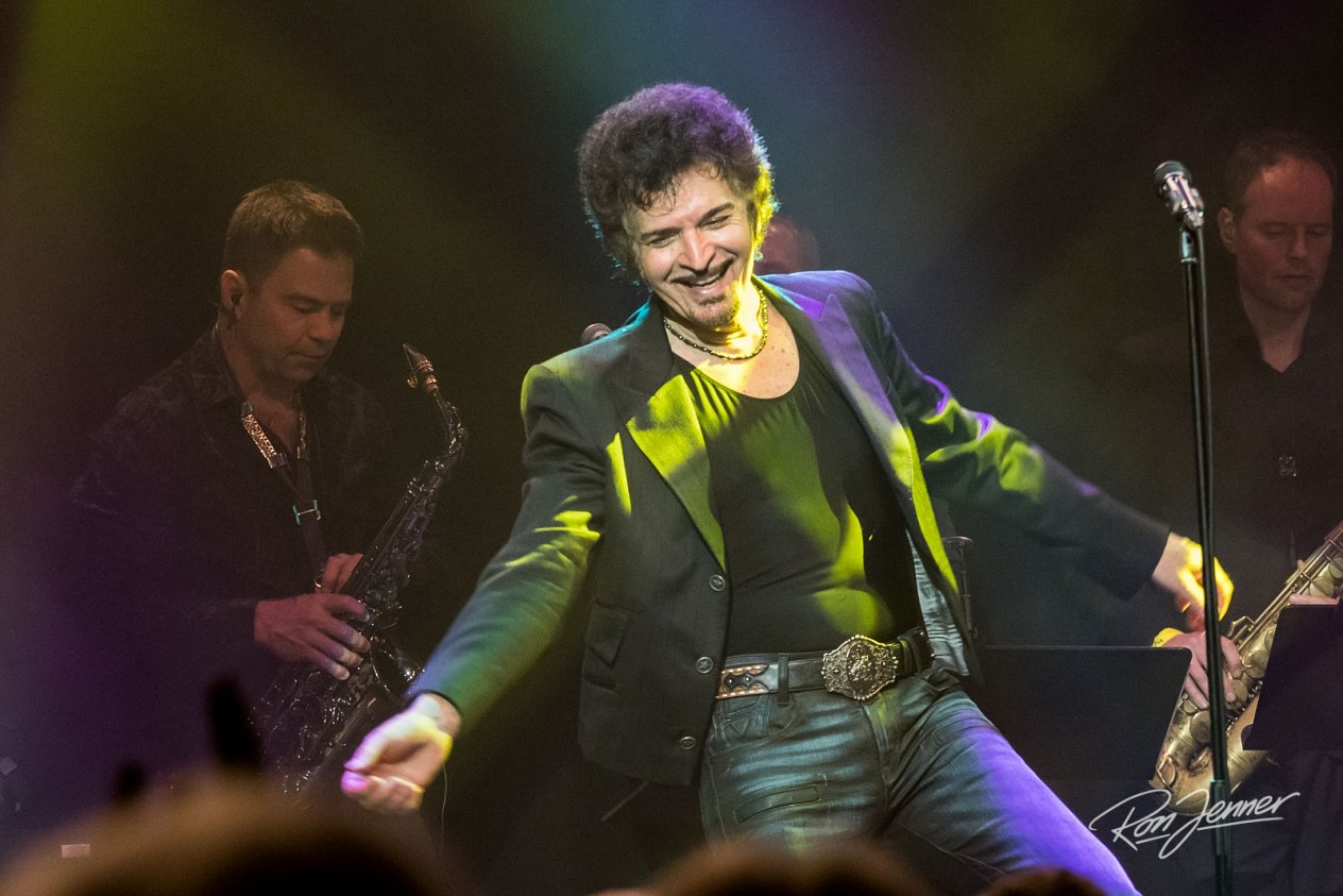 Gino Vannelli Live at De Boerderij in Zoetermeer (NL)